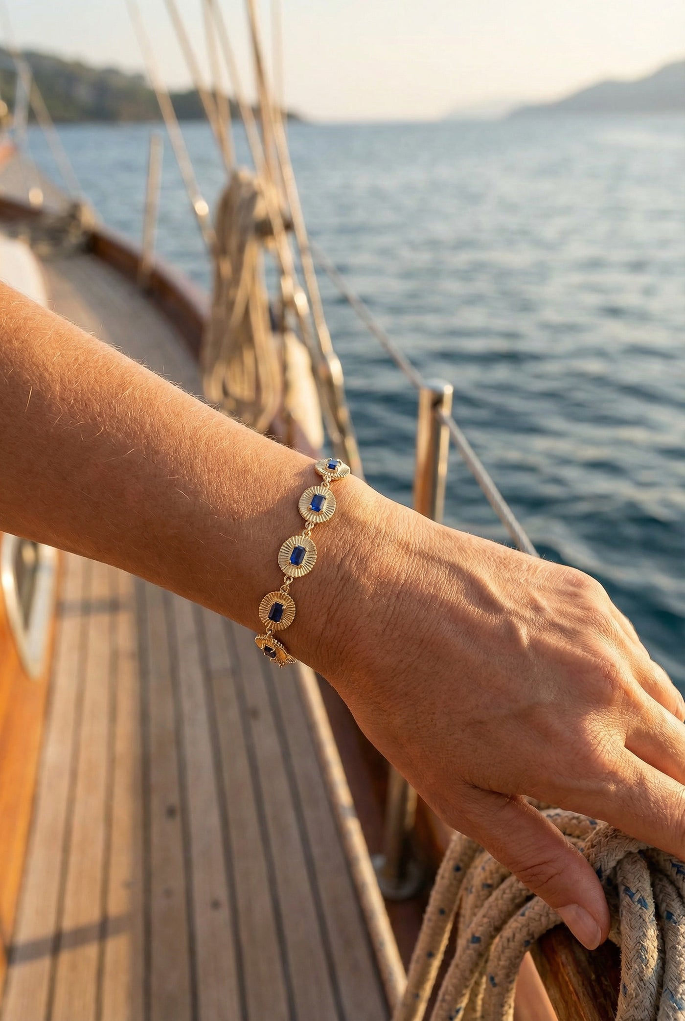 The Solari Bracelet | Blue Sapphire
