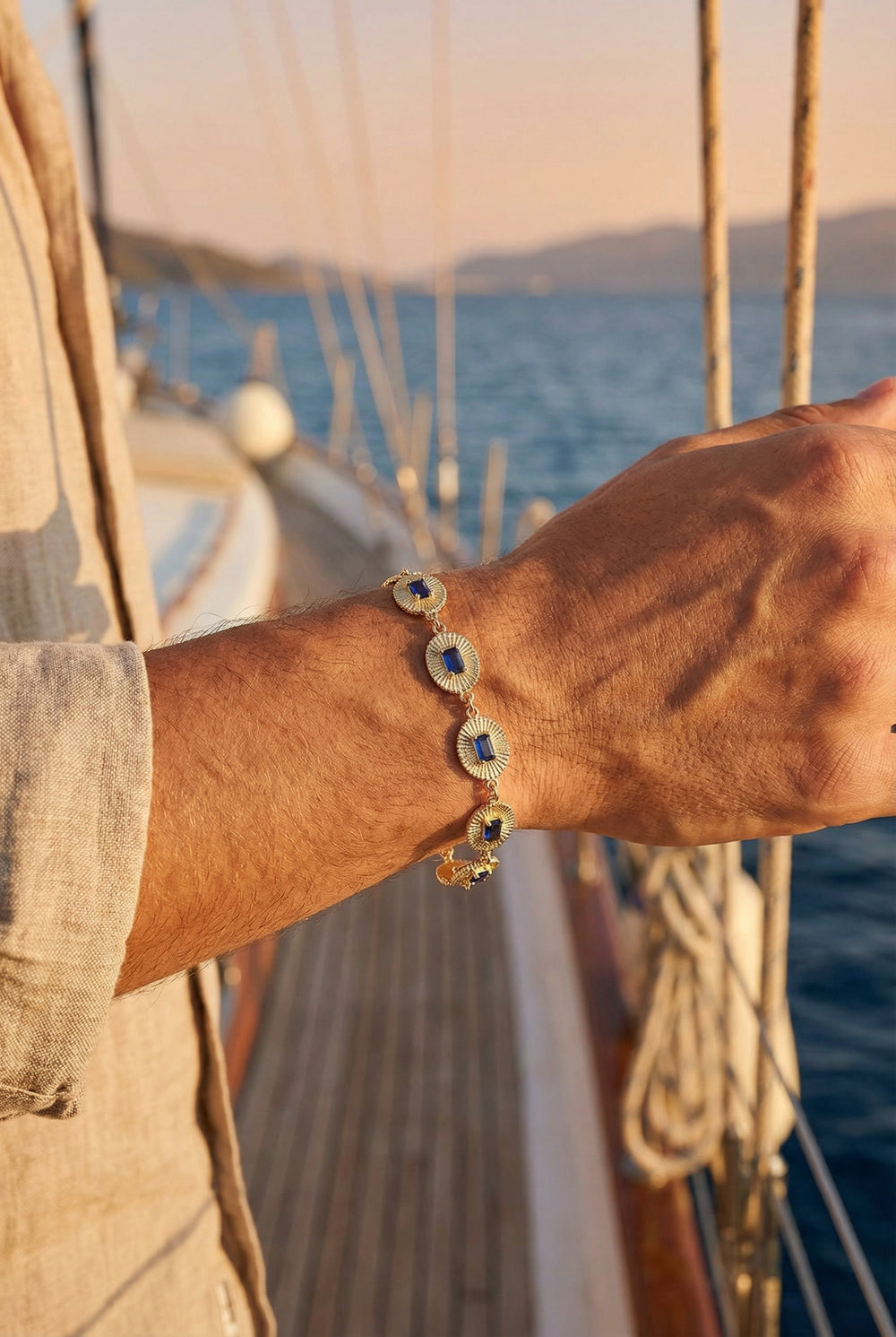 The Solari Bracelet | Blue Sapphire