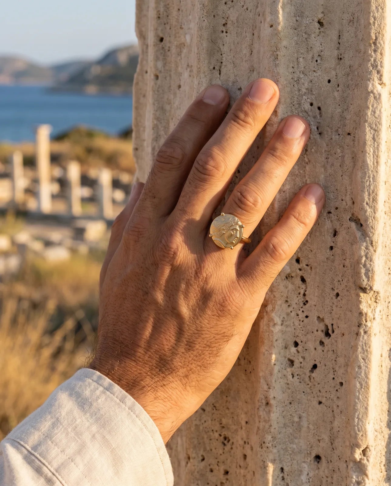 The Alexander Ring