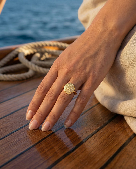The Alexander Ring