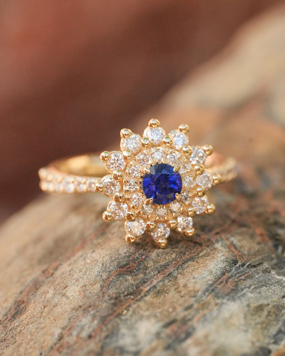 The Fiore Blue Sapphire Ring